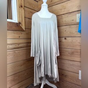 Dress Size Large Cream Slinky Oversized Long Sleeve Lagenlook Ethereal Pockets